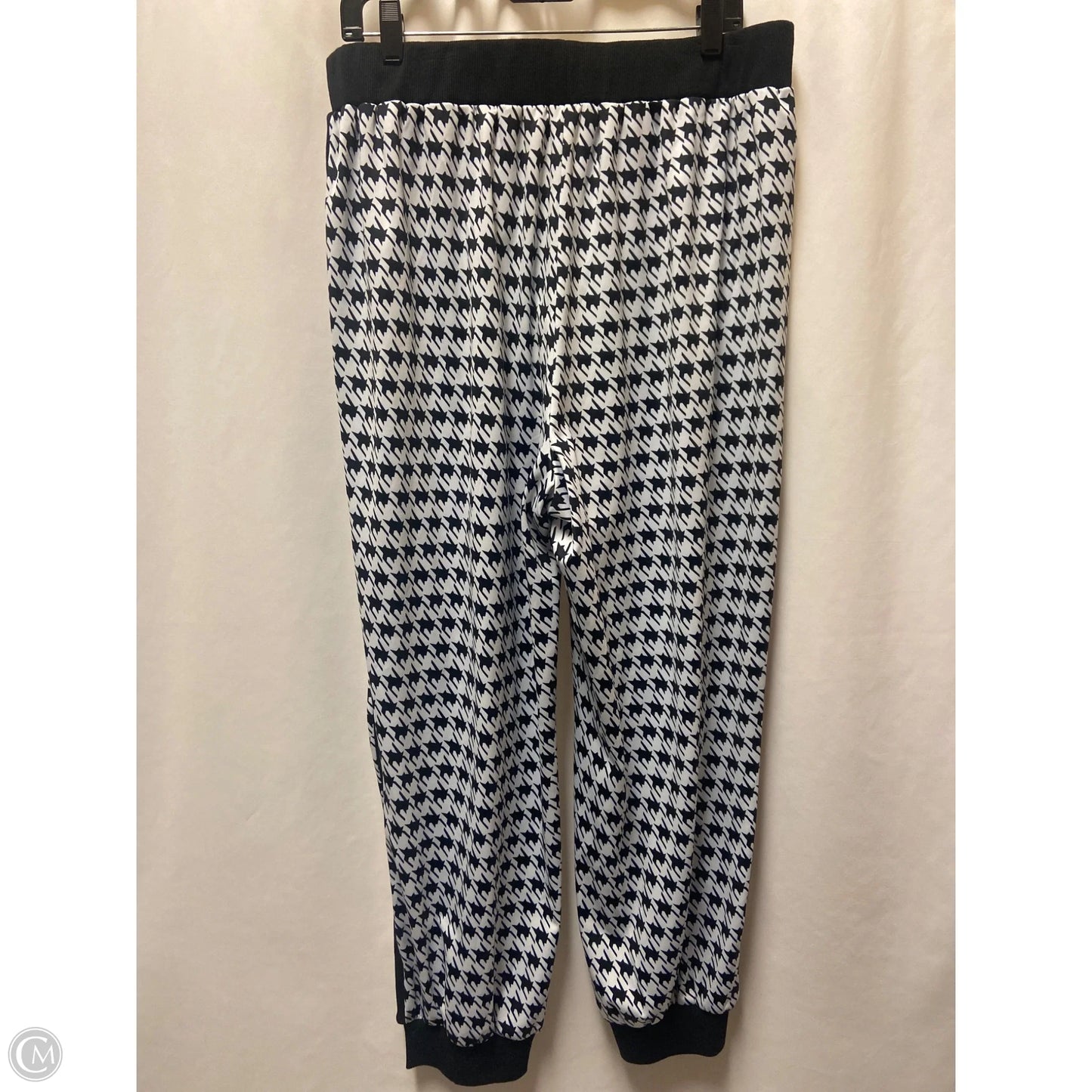 Pants Set 2pc By Clothes Mentor In Black & White, Size: 2x