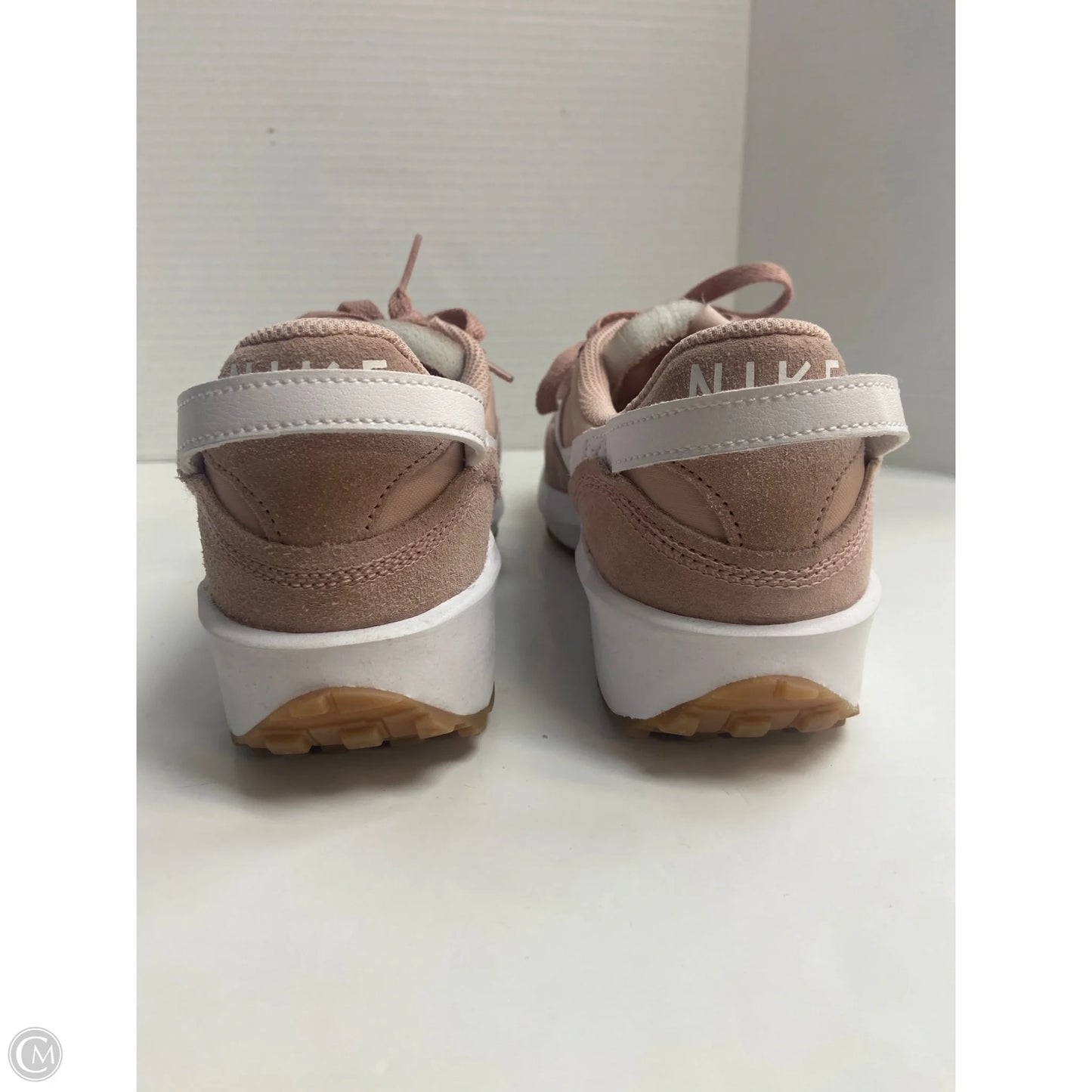Shoes Athletic By Nike In Mauve, Size: 9
