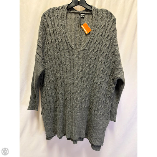 Sweater By Clothes Mentor In Grey, Size: L
