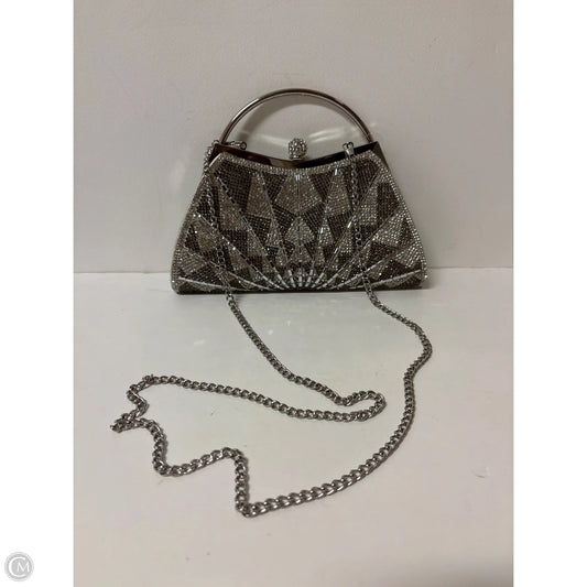 Crossbody By Clothes Mentor, Size: Medium