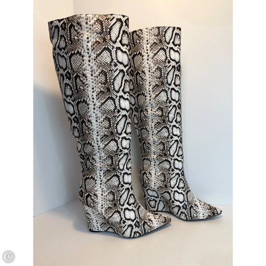 Boots Knee Heels By Clothes Mentor In Animal Print, Size: 11