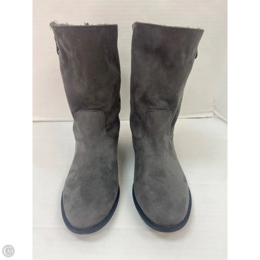 Boots Ankle Flats By Qupid In Grey, Size: 10