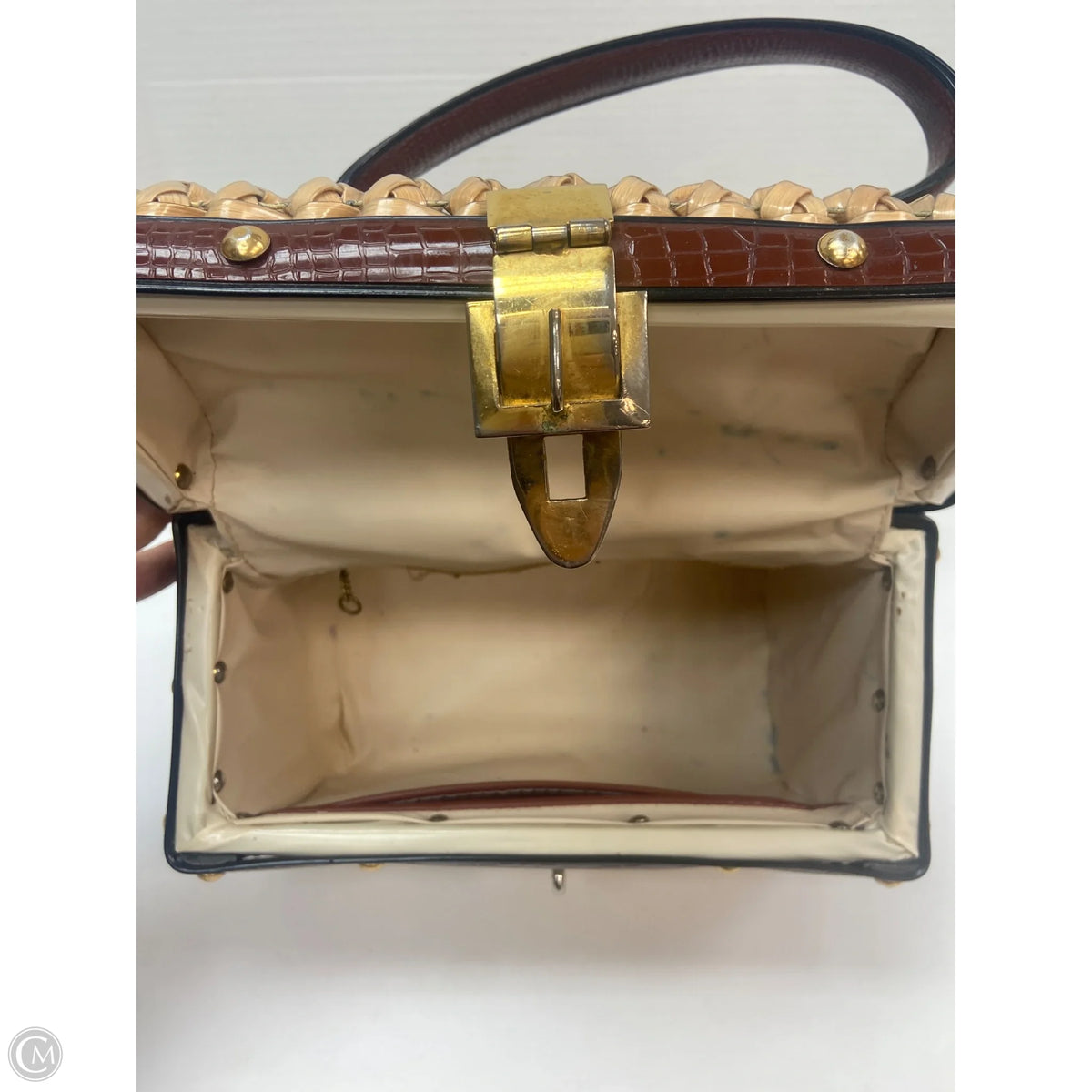Handbag By Clothes Mentor, Size: Medium