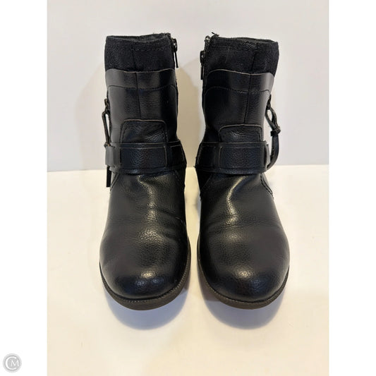 Boots Ankle Flats By Clarks In Black, Size: 8