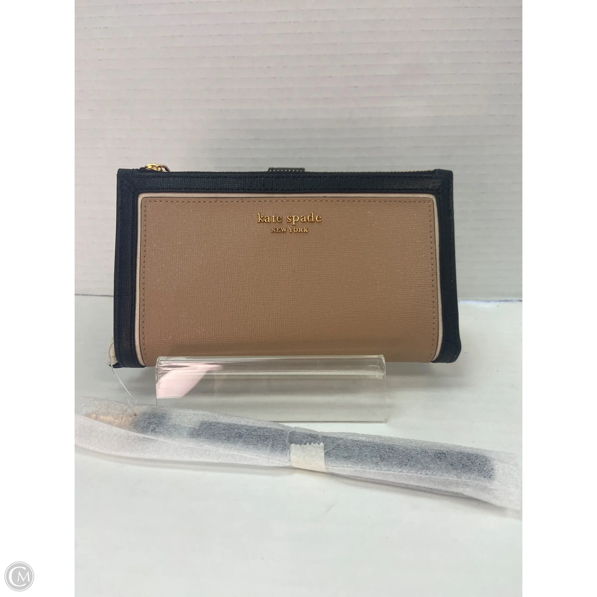 Wristlet Designer By Kate Spade, Size: Large