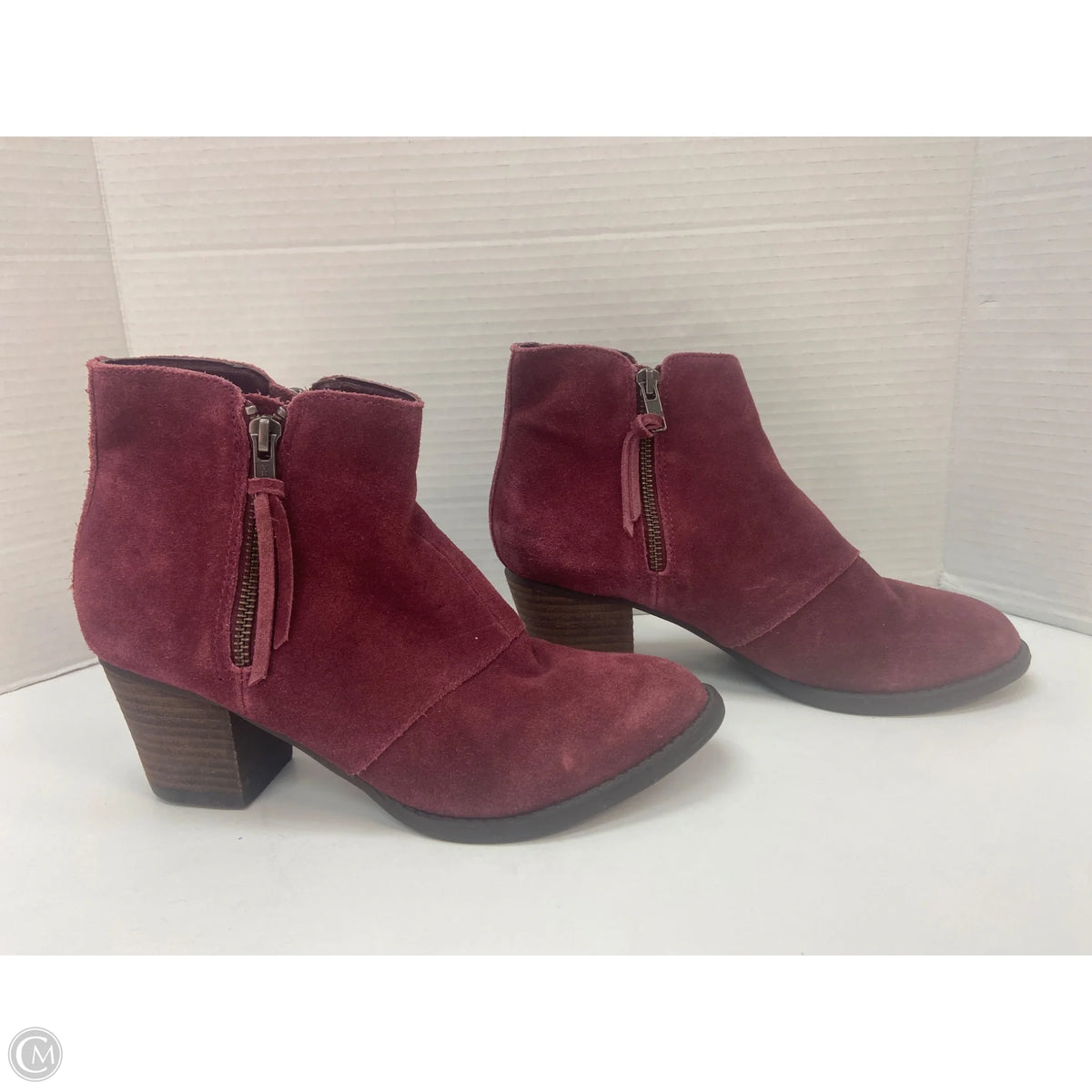 Boots Ankle Heels By American Eagle In Maroon, Size: 8