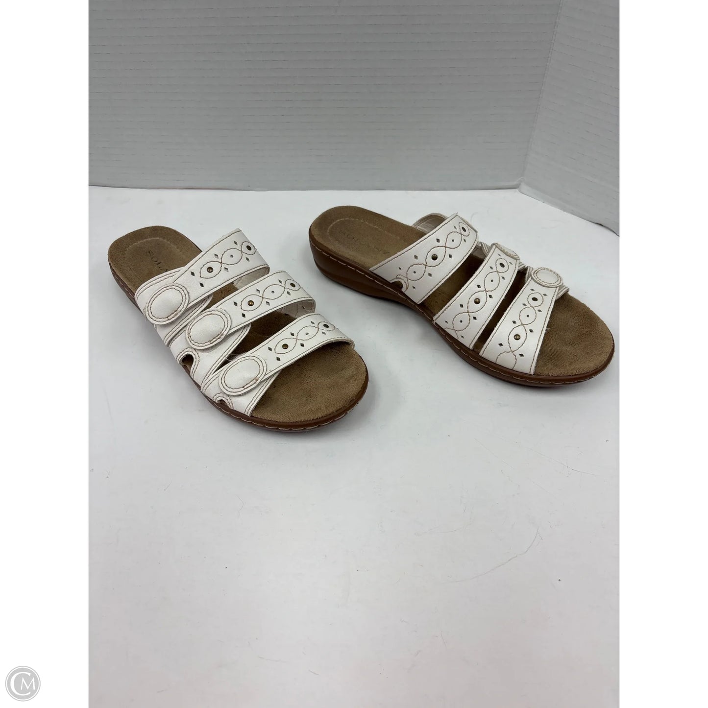 Sandals Flats By Solanz In White, Size: 8.5