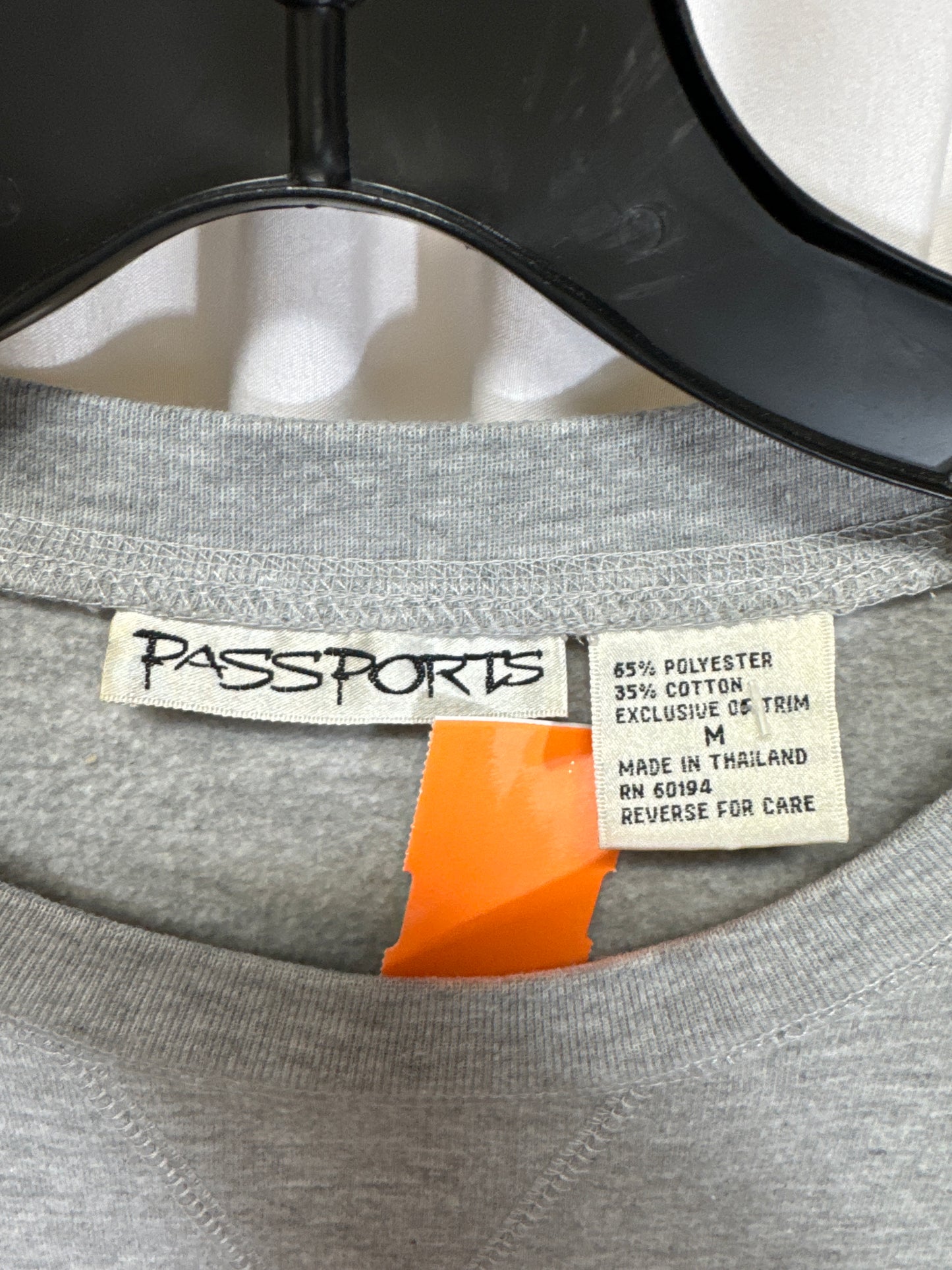 Sweatshirt Crewneck By Passport In Grey, Size: M