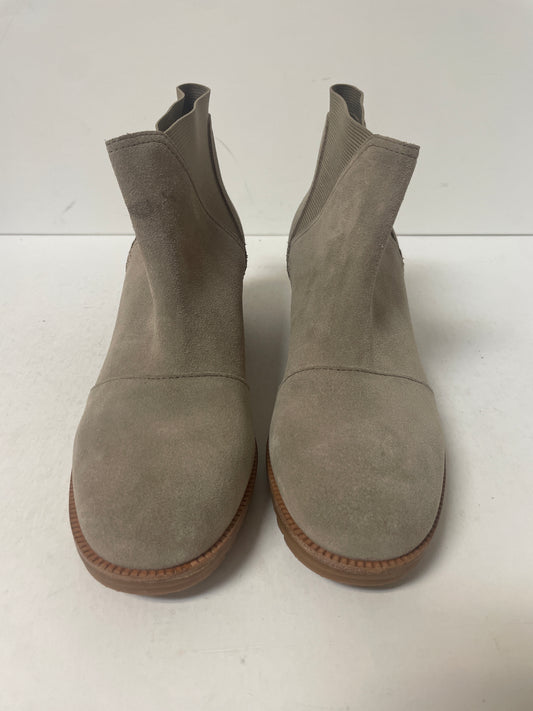 Taupe Boots Ankle Heels Sorel, Size 9