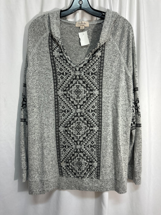 Top Long Sleeve By Clothes Mentor In Grey, Size: 2x