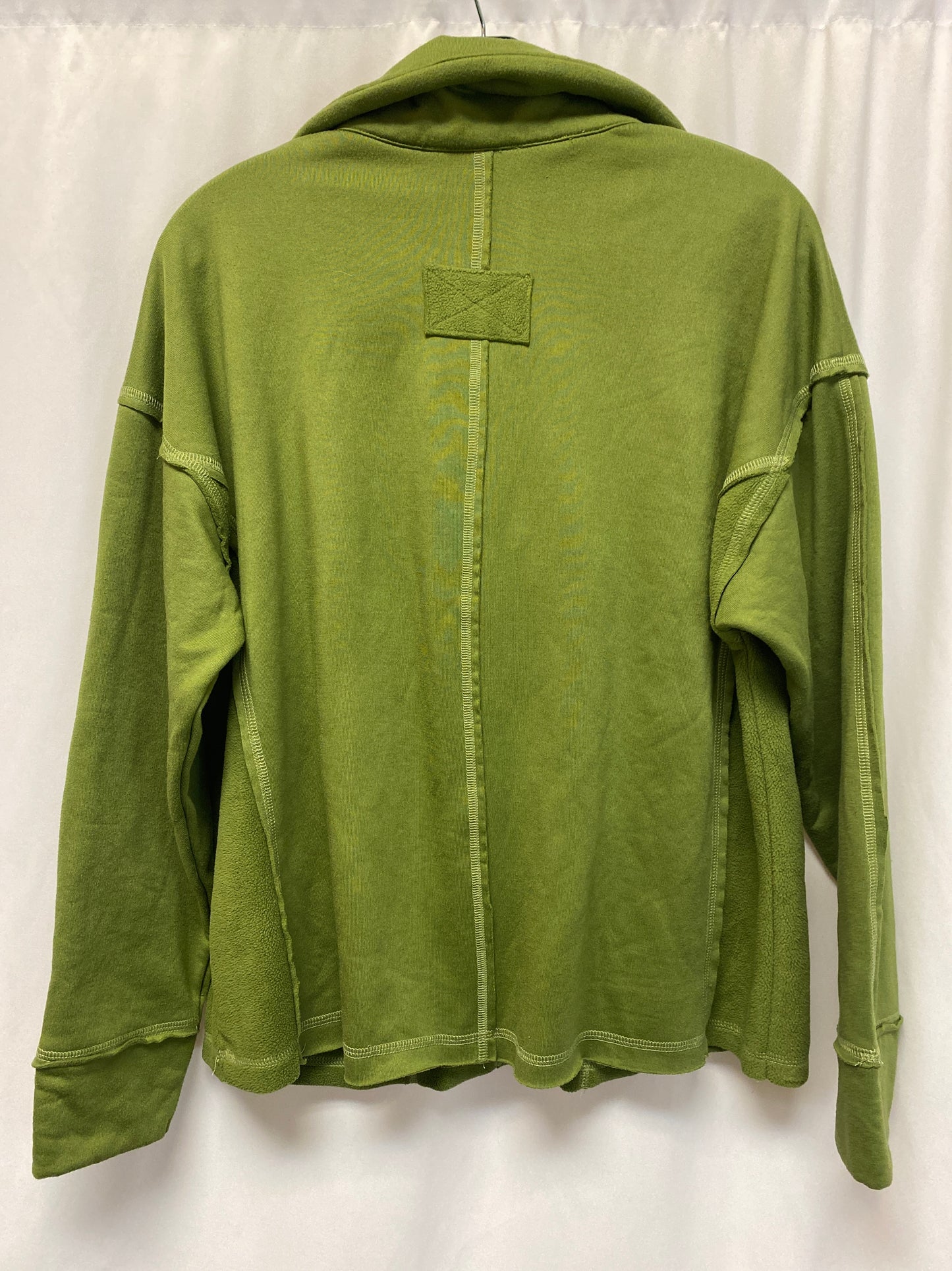 Top Long Sleeve By Clothes Mentor In Green, Size: M