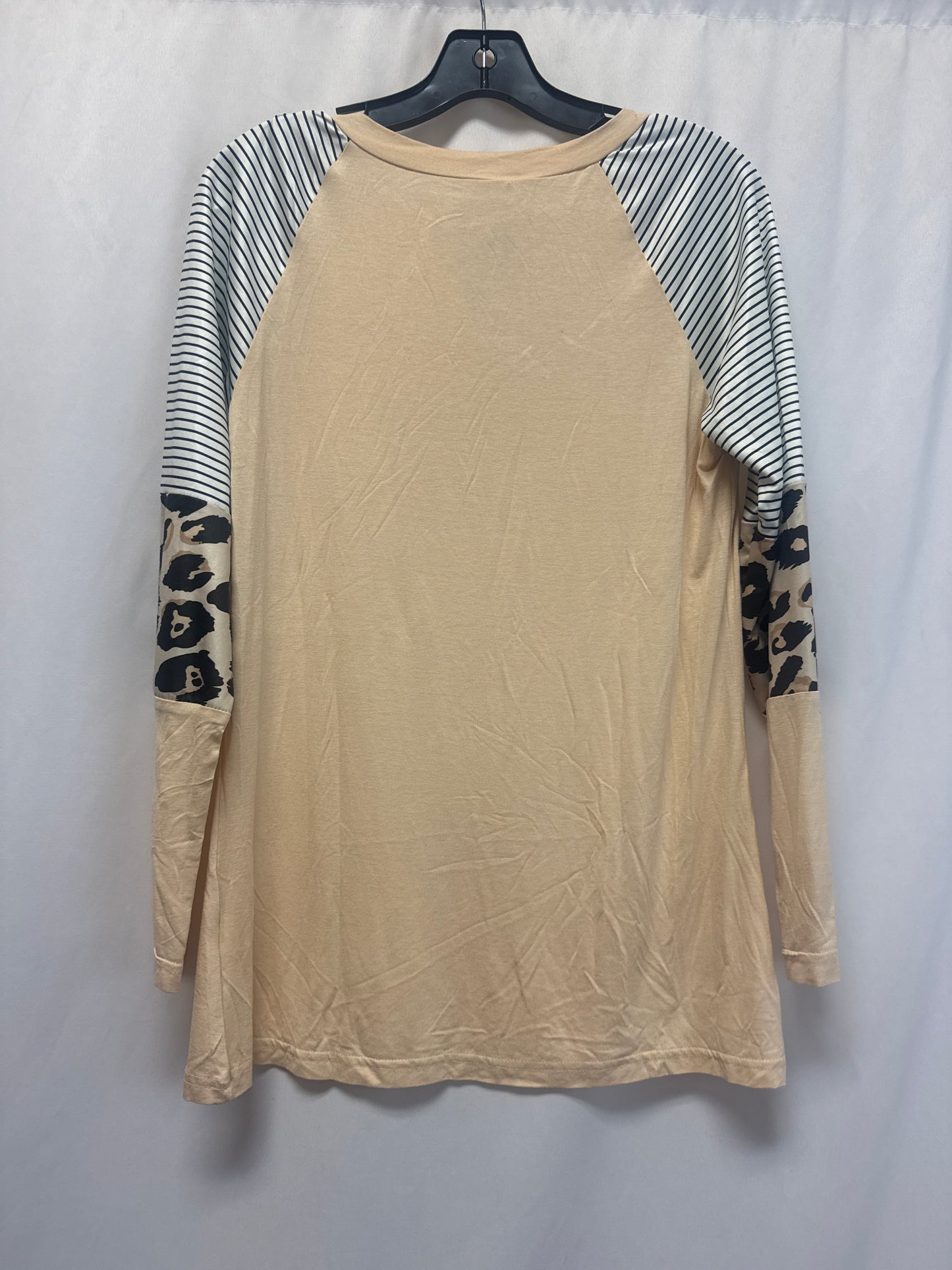 Top Long Sleeve By Clothes Mentor In Peach, Size: S