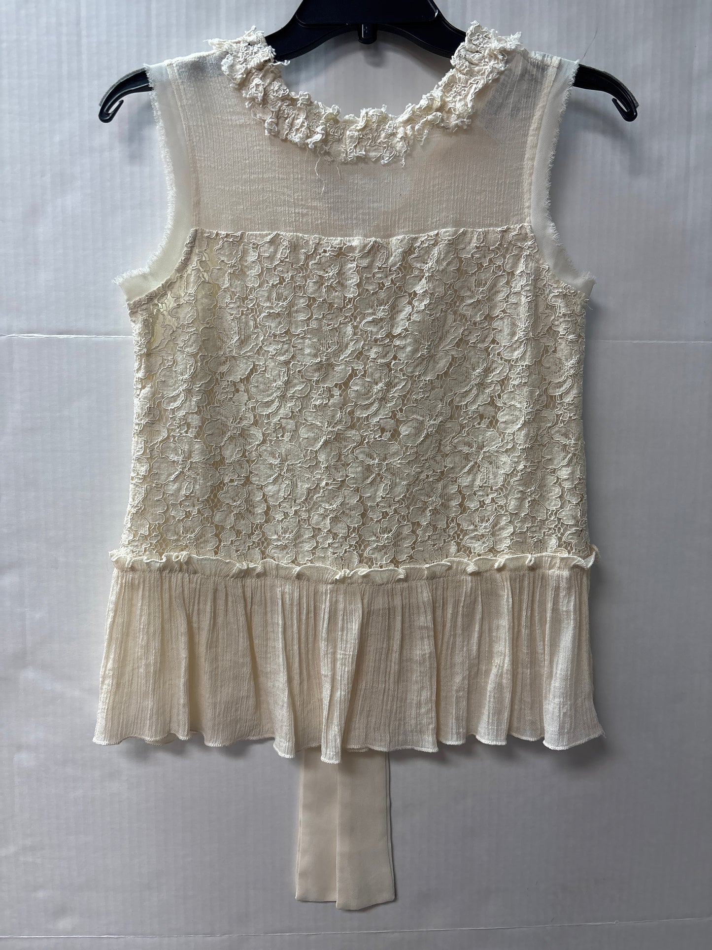 Top Sleeveless By Adiva In Cream, Size: Xs