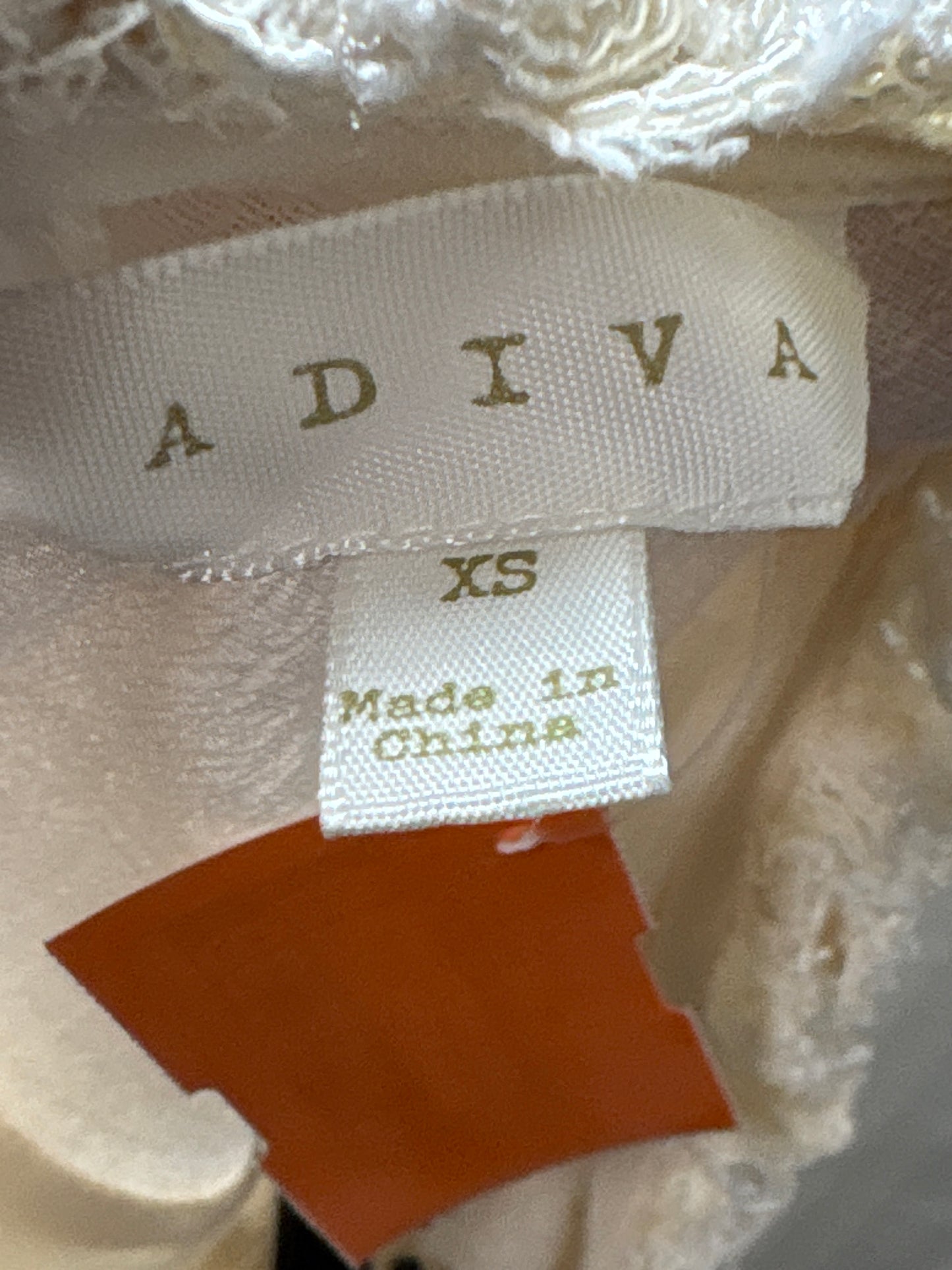 Top Sleeveless By Adiva In Cream, Size: Xs