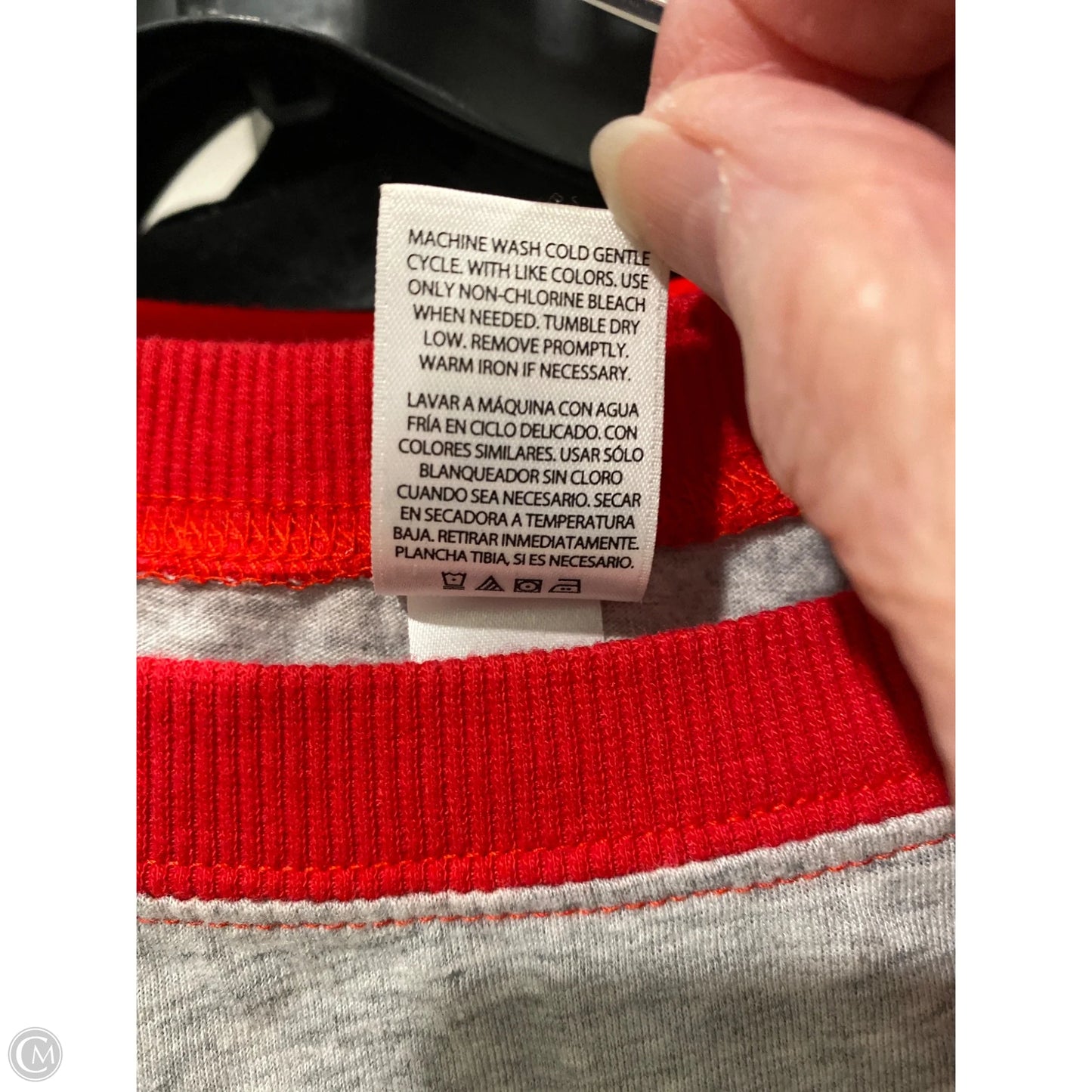 Top Long Sleeve By Clothes Mentor In Grey, Size: L