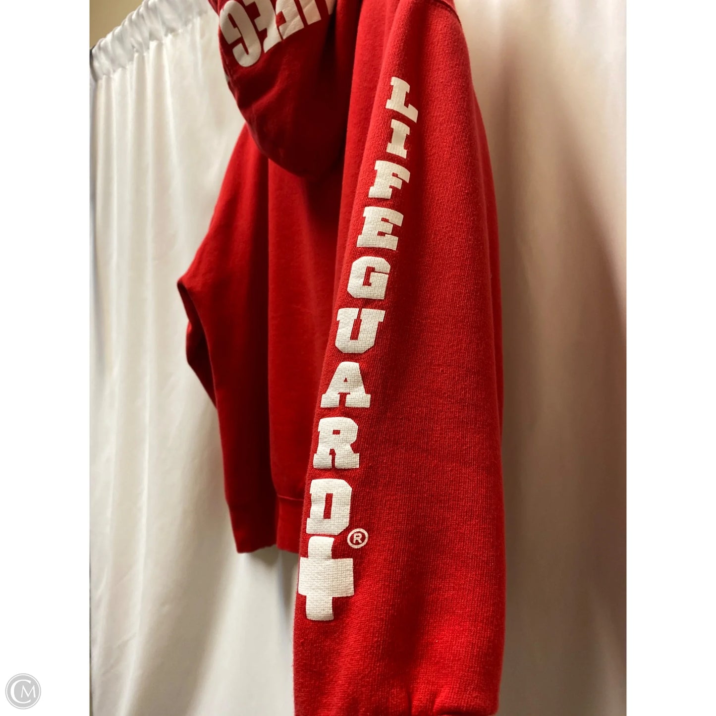 Sweatshirt Hoodie By Clothes Mentor In Red, Size: M