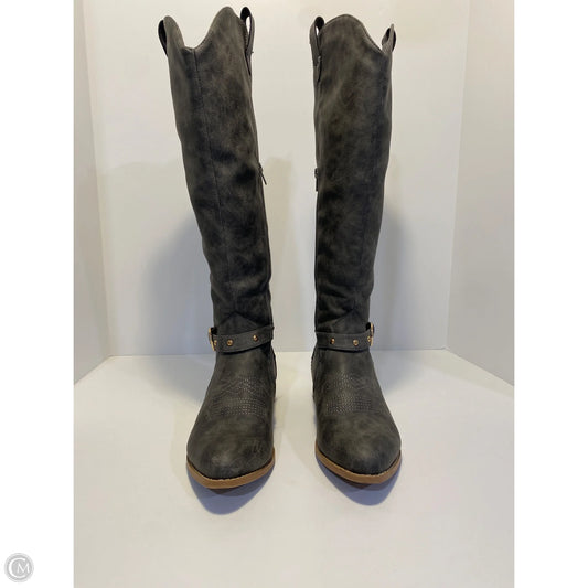 Boot's By Clothes Mentor In Grey, Size: 8