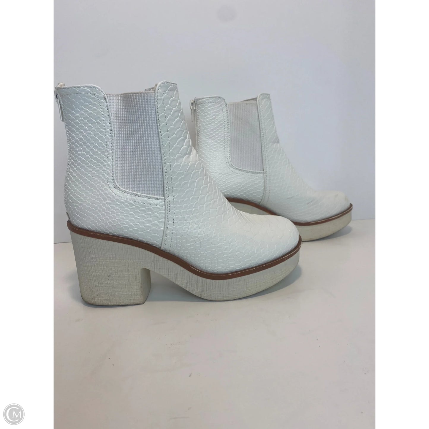 Shoes Heels Block By Pierre Dumas In White, Size: 7