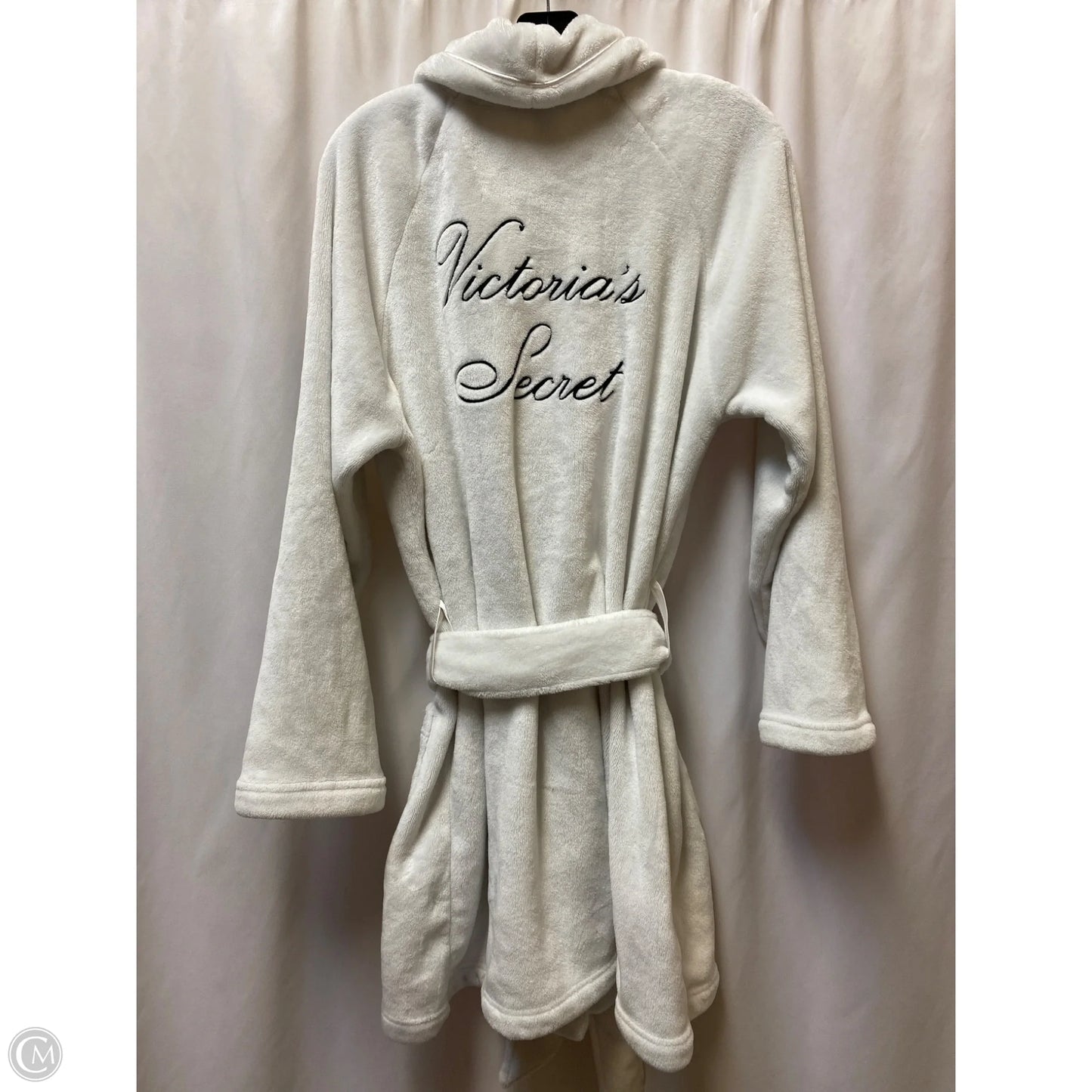 Robe By Victorias Secret In White, Size: L