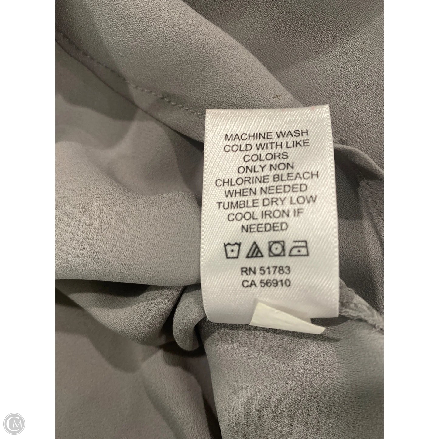 Top Short Sleeve By Maurices In Grey, Size: S