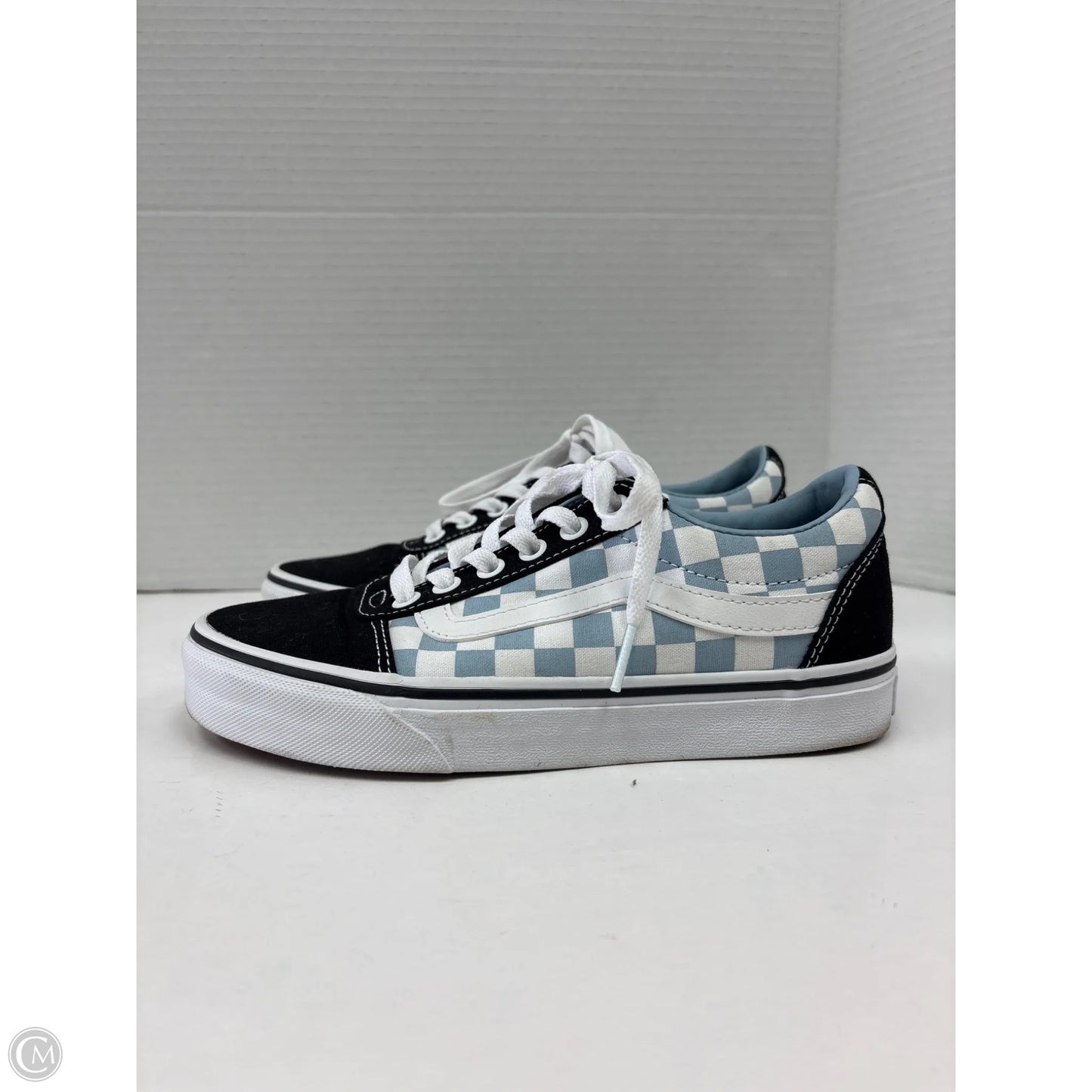 Shoes Sneakers By Vans In Blue, Size: 6