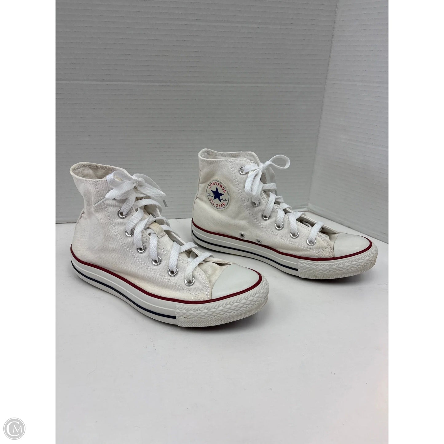 Shoes Sneakers By Converse In White, Size: 6
