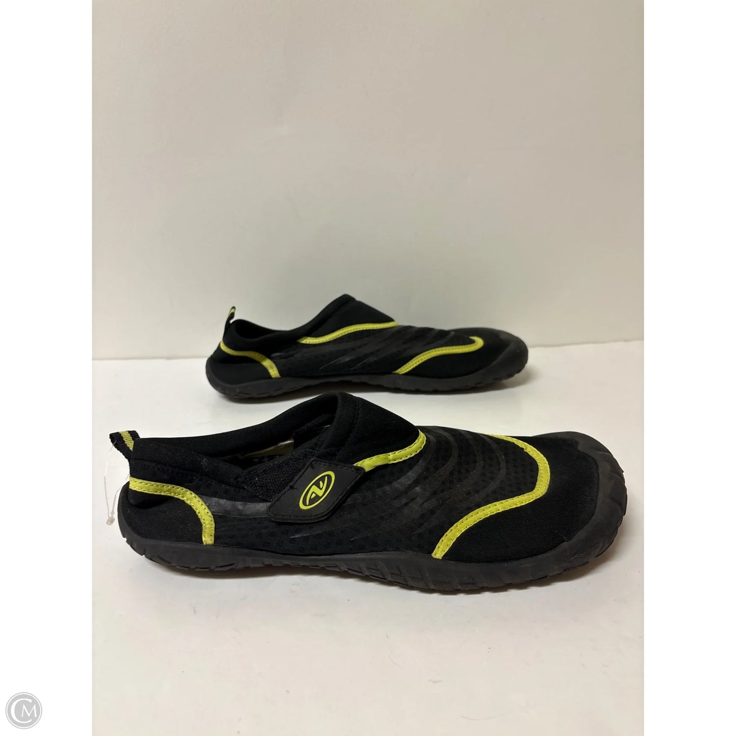 Shoes Flats By Clothes Mentor In Yellow, Size: 11