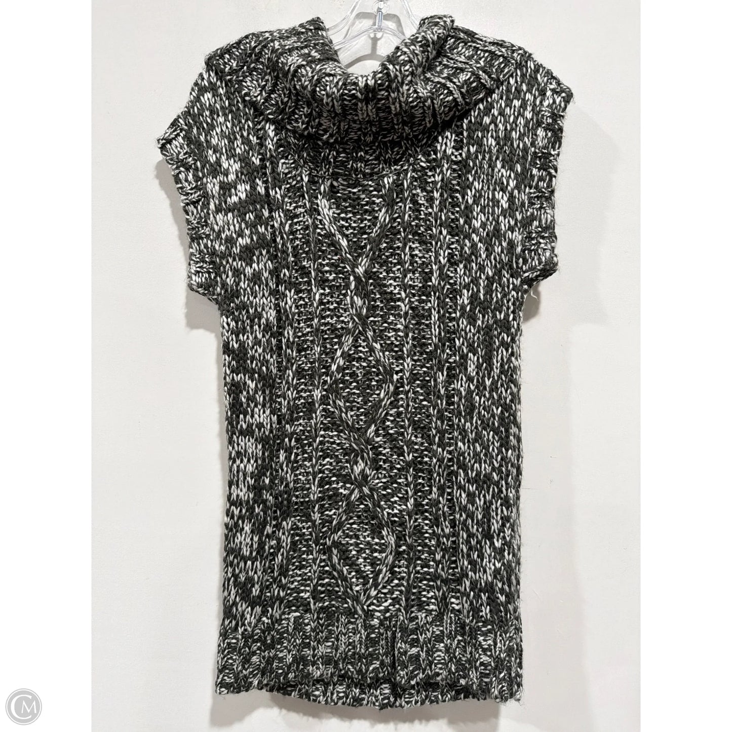 Sweater By Mudd In Grey, Size: L