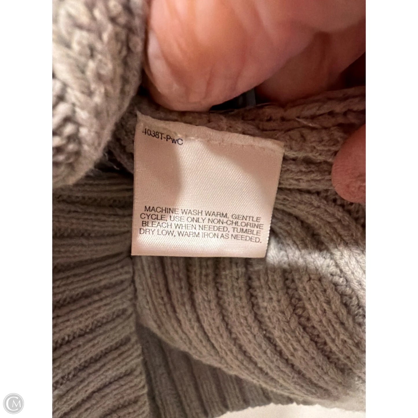 Sweater Cardigan By Basic Editions In Grey, Size: S