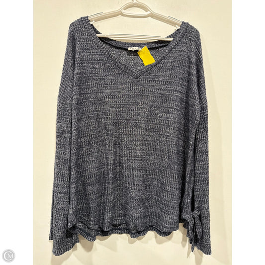Top Long Sleeve By Clothes Mentor In Navy, Size: M