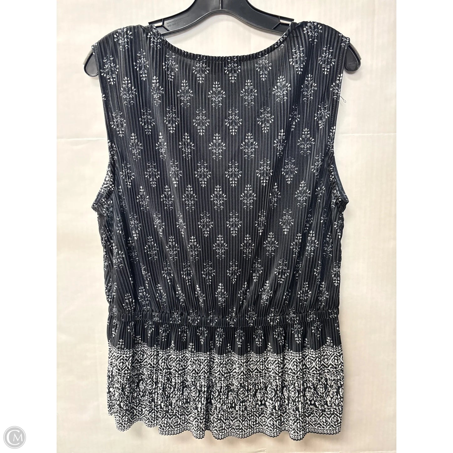 Top Sleeveless By Fever In Black, Size: L