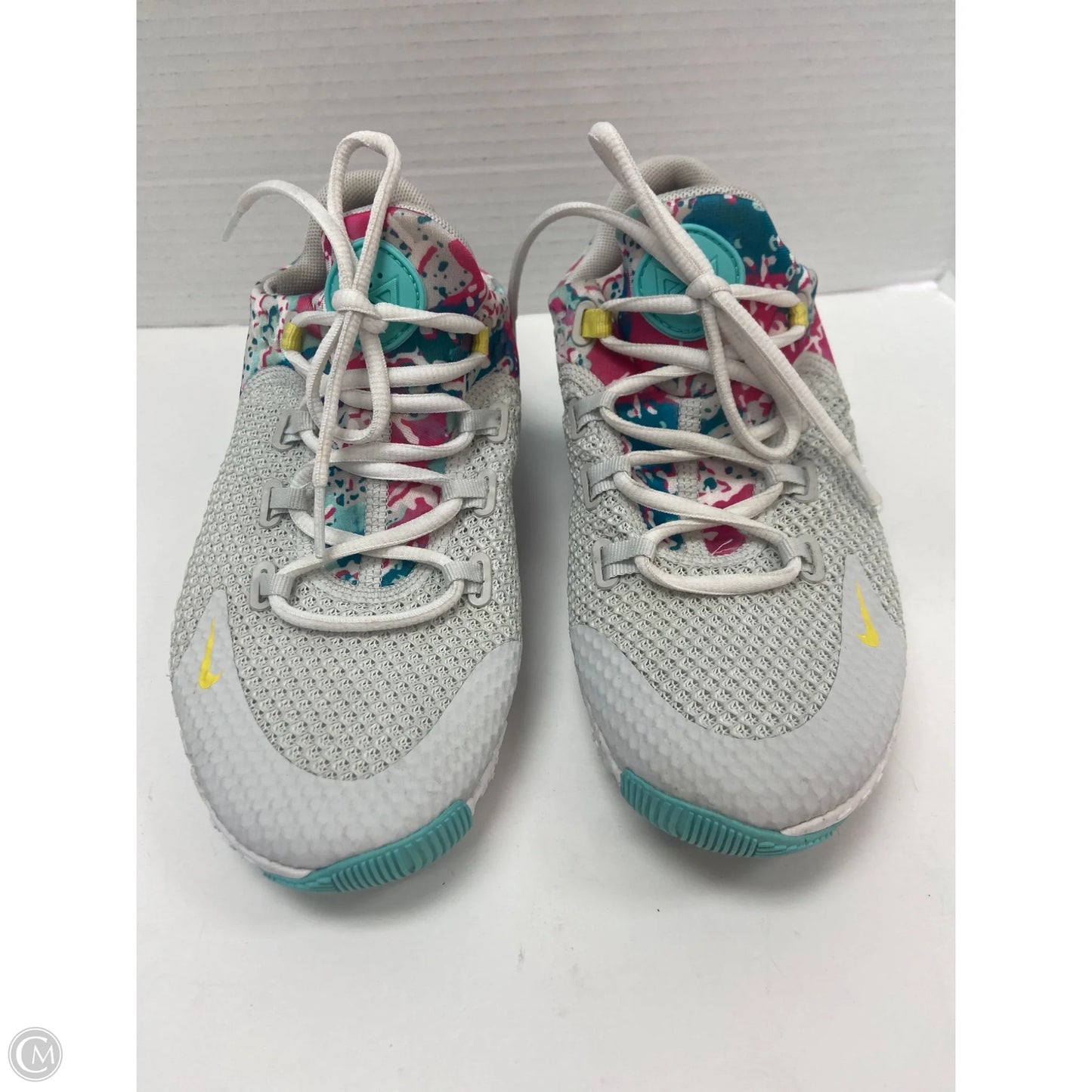 Shoes Athletic By Nike In White, Size: 7.5