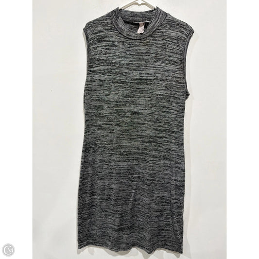 Dress Casual Midi By Clothes Mentor In Grey, Size: 3x