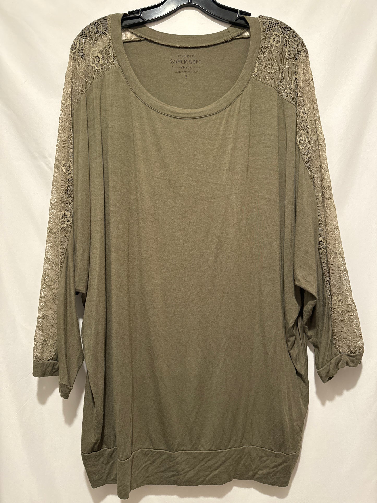 Top Long Sleeve By Torrid In Green, Size: 3x