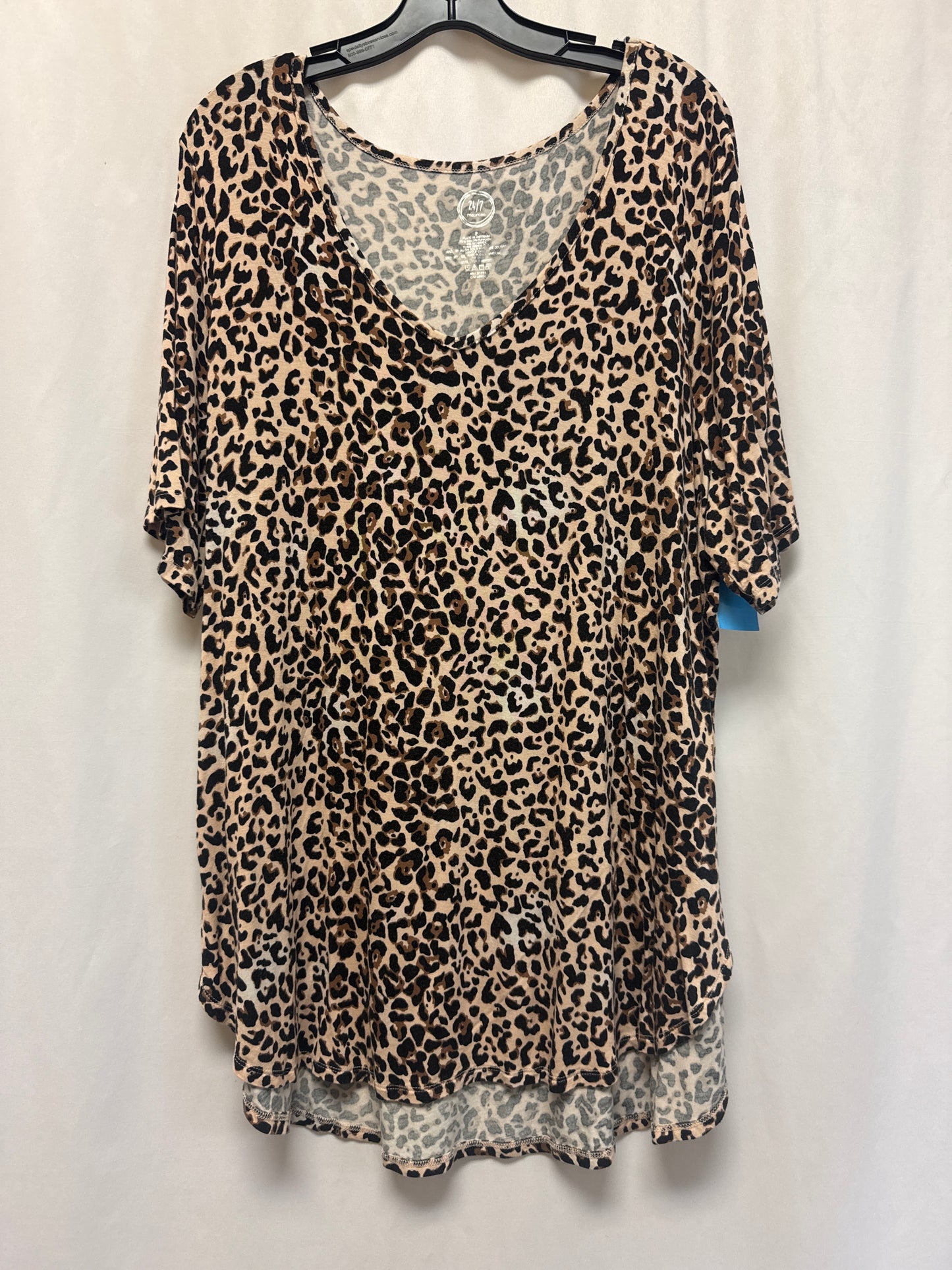 Top Short Sleeve By Maurices In Animal Print, Size: 2x