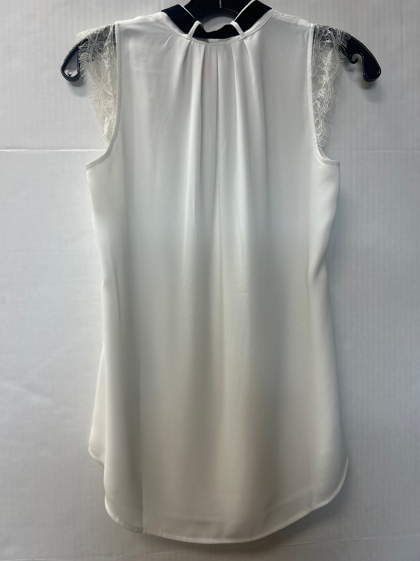 Top Short Sleeve By White House Black Market In White, Size: Xs