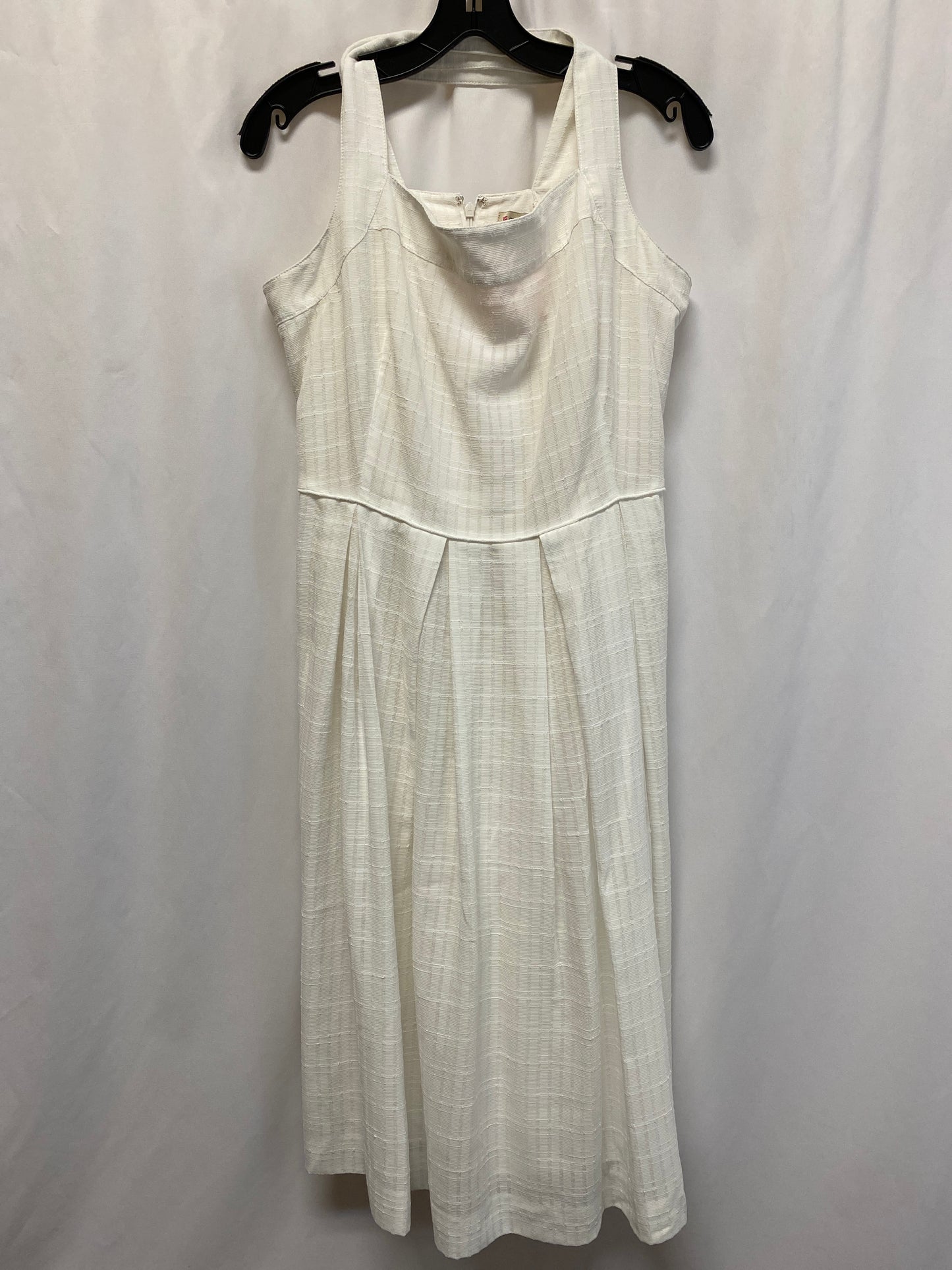 Dress Casual Midi By Cremieux In White, Size: L