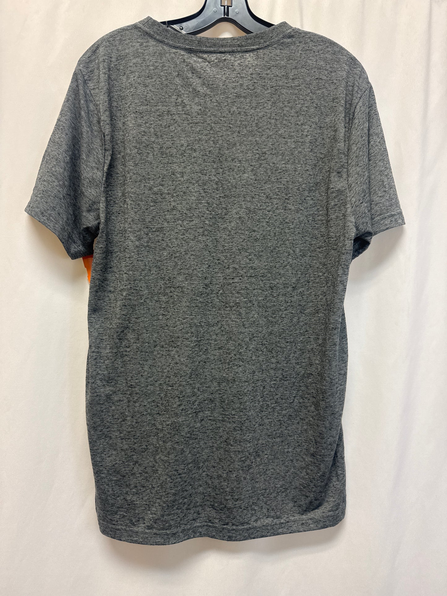 Top Short Sleeve By Cmf In Grey, Size: M