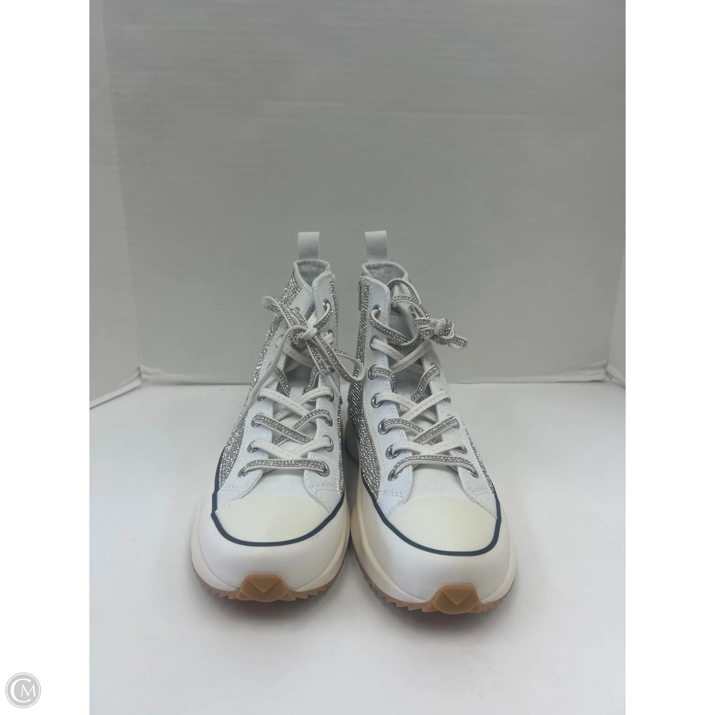 Shoes Sneakers By Steve Madden In White, Size: 10