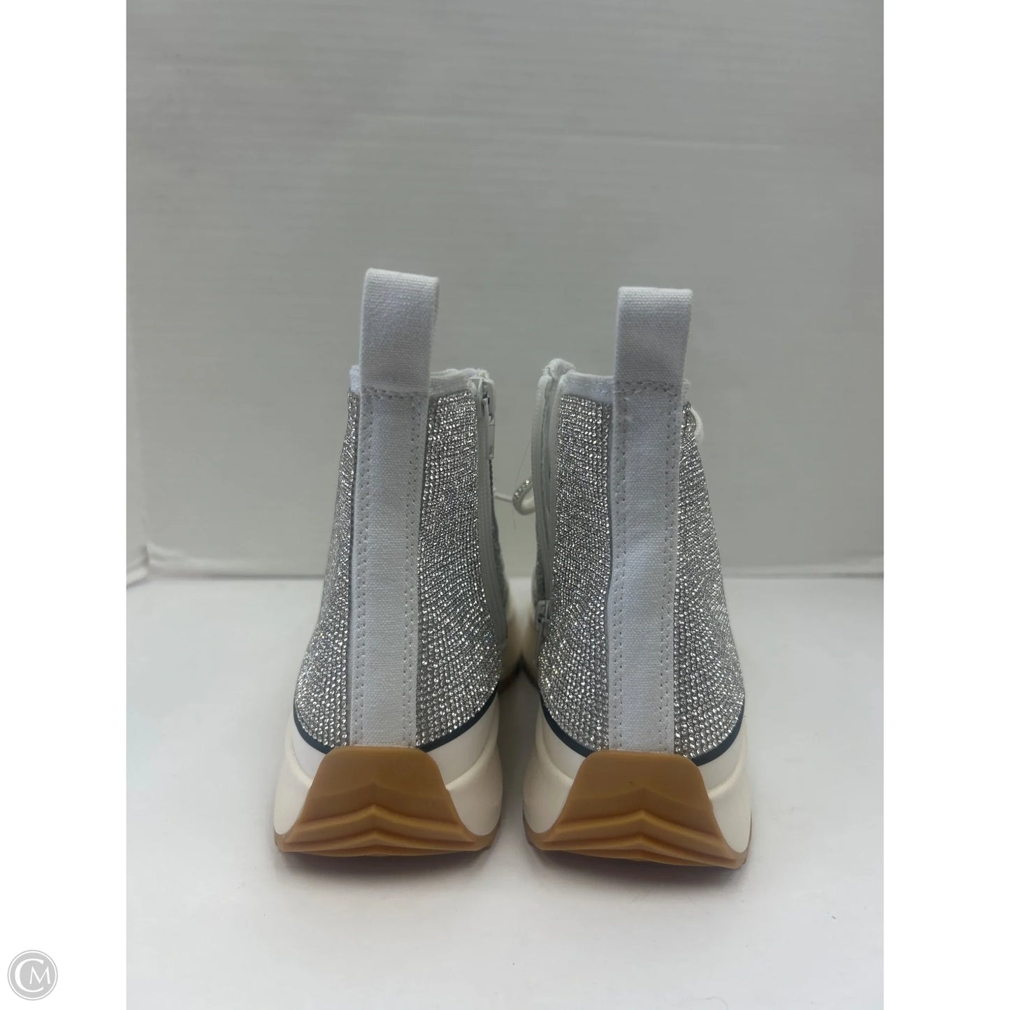 Shoes Sneakers By Steve Madden In White, Size: 10