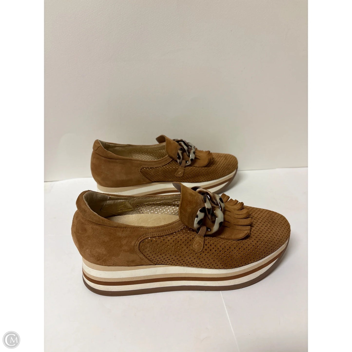 Shoes Sneakers By Cma In Beige, Size: 9.5
