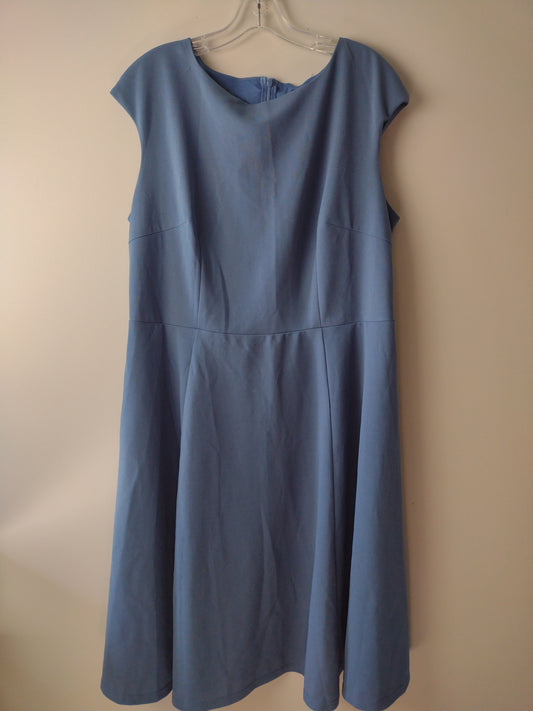 Dress Casual Midi By Cmf  Size: 3x