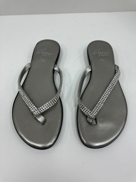 Sandals Flats By Clothes Mentor  Size: 7.5