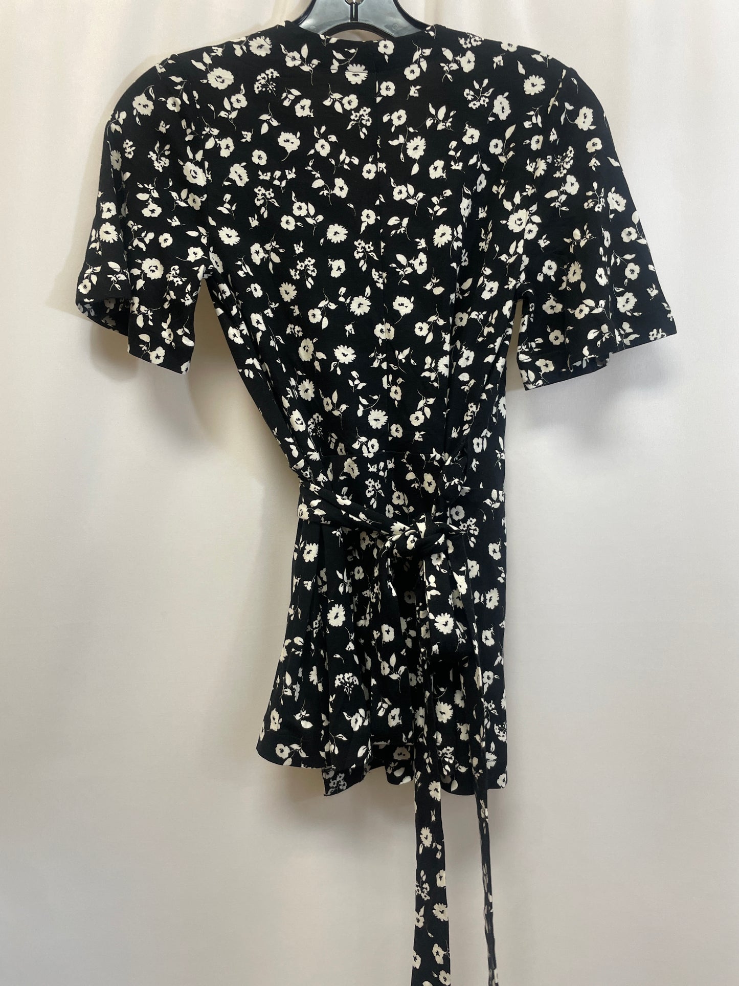 Top Short Sleeve By Ann Taylor  Size: Xs