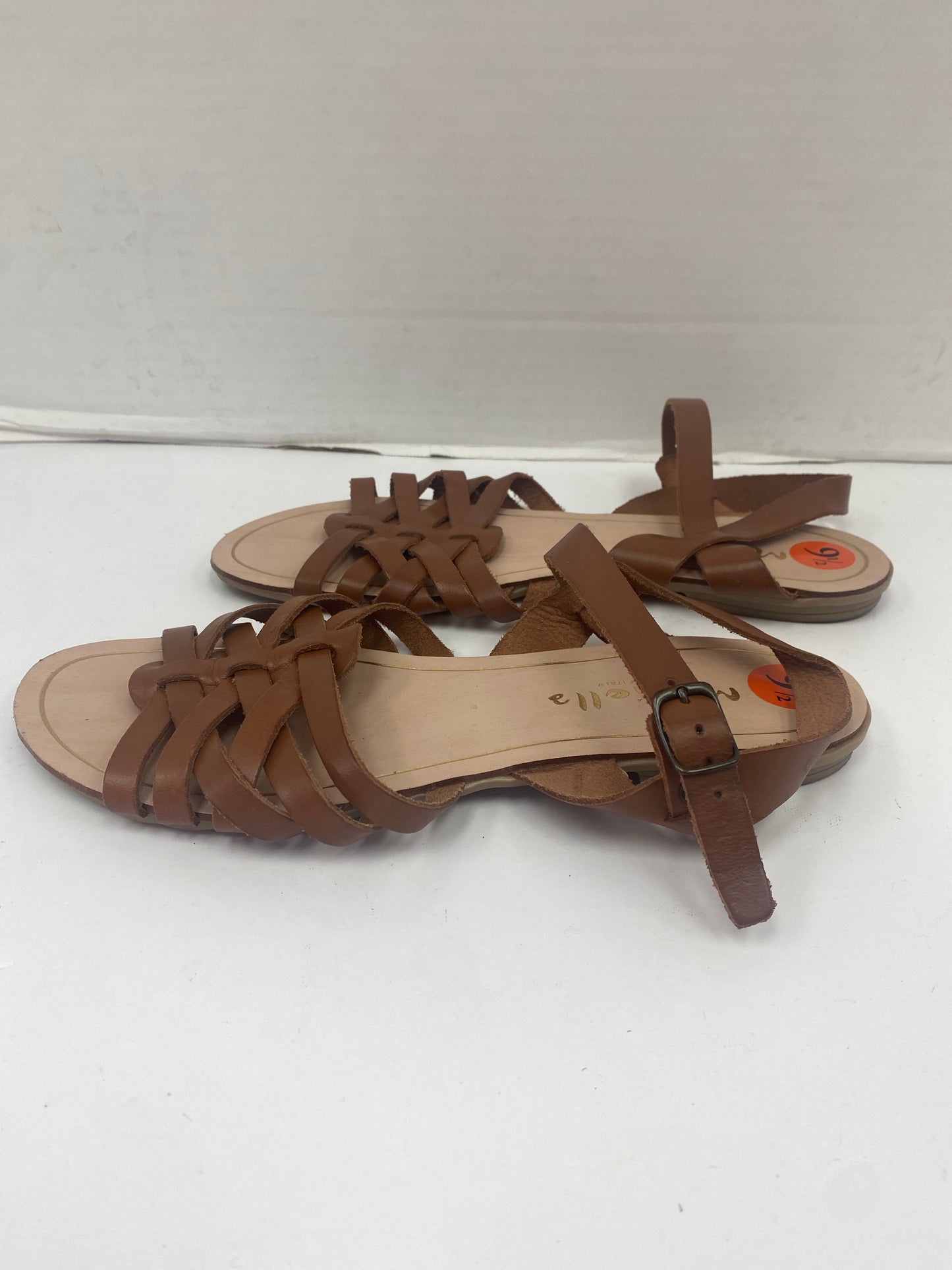 Sandals Flats By Cmf  Size: 9.5