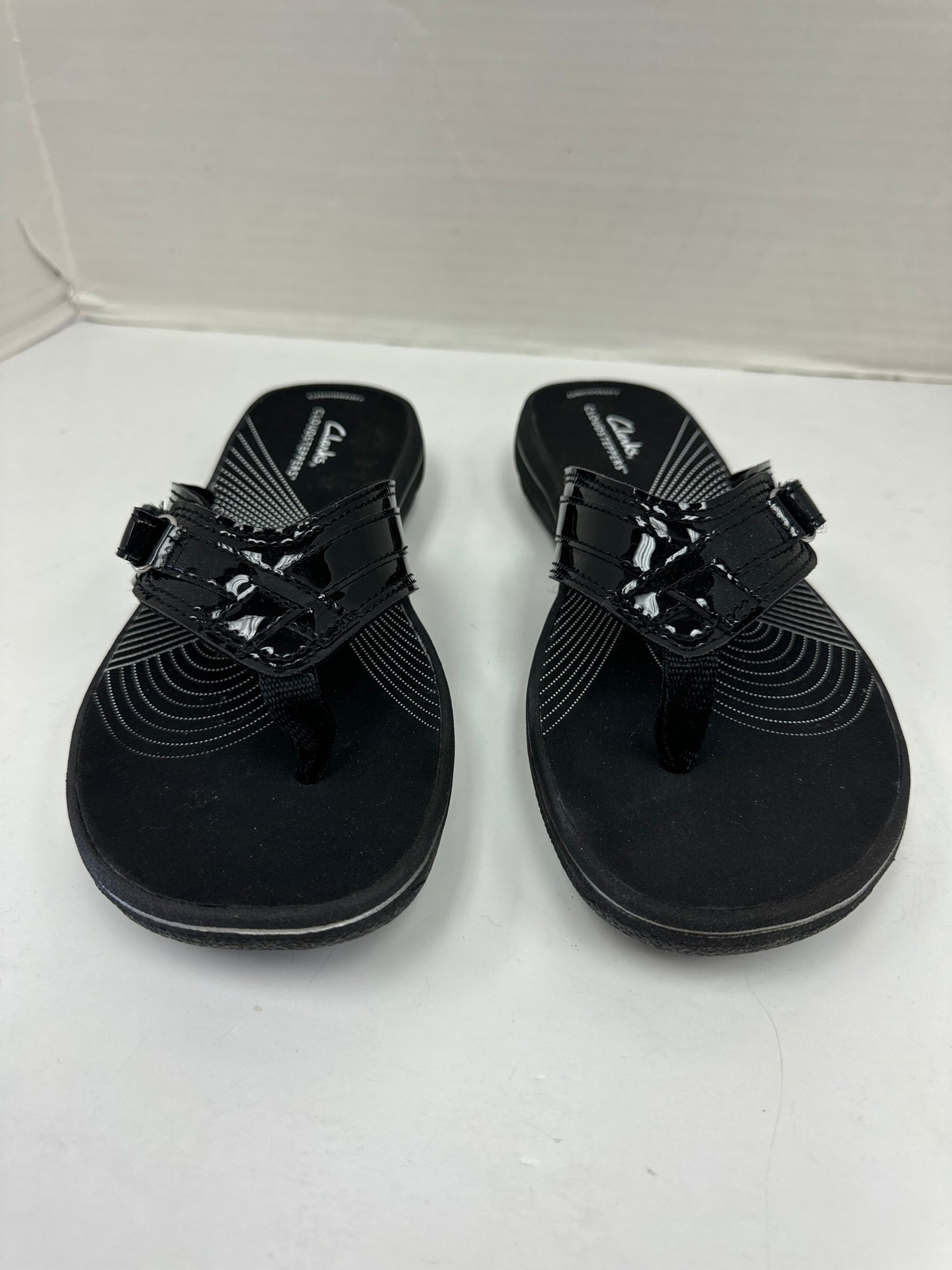 Black Sandals Flats Clarks, Size 8