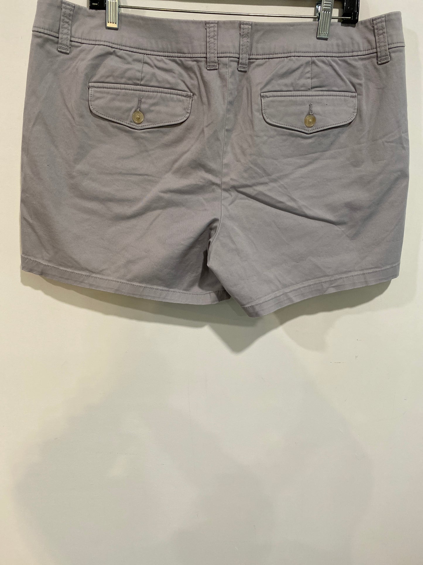 Grey Shorts Liz Claiborne, Size 16