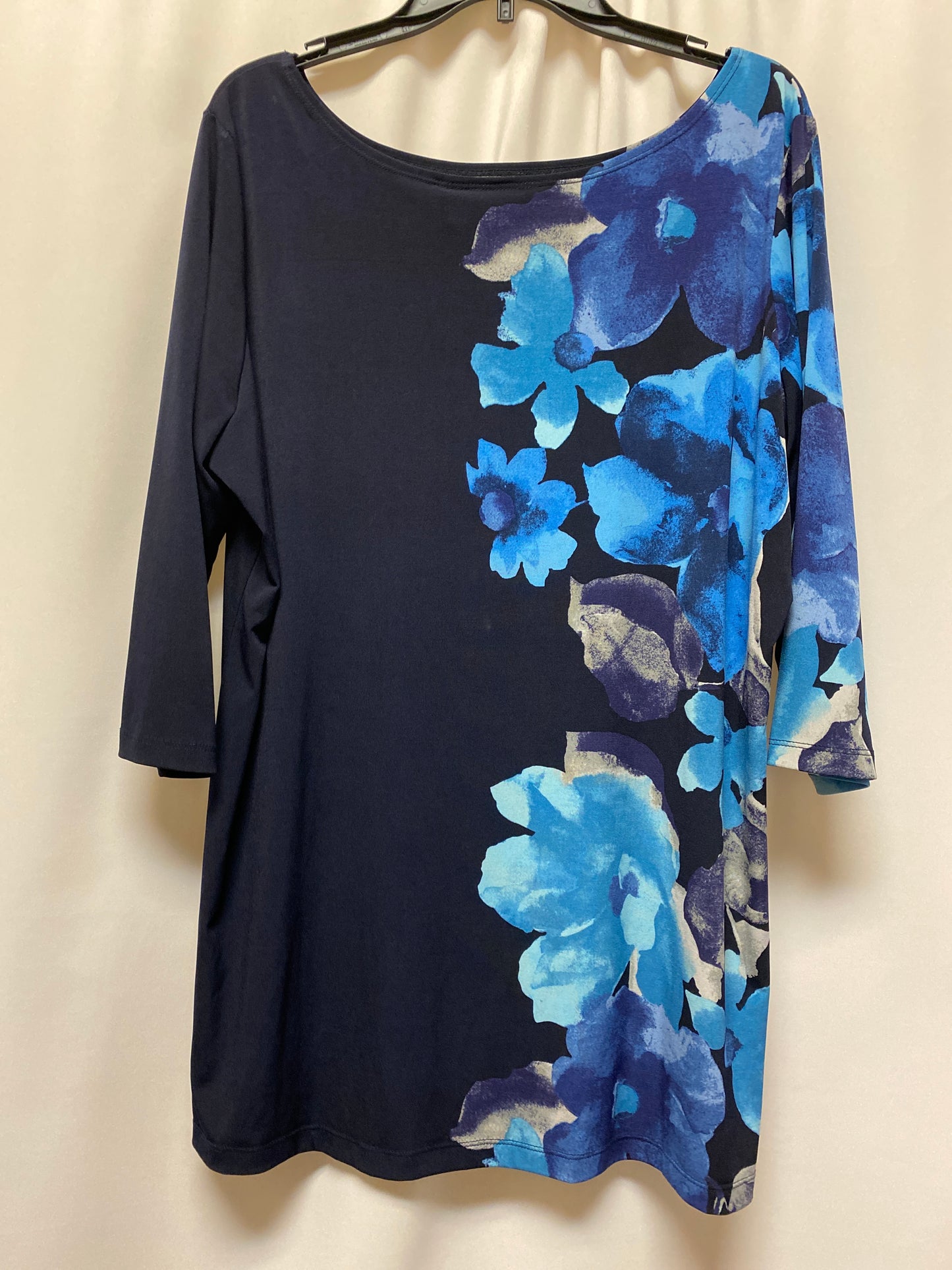 Blue Top 3/4 Sleeve Susan Graver, Size 1x