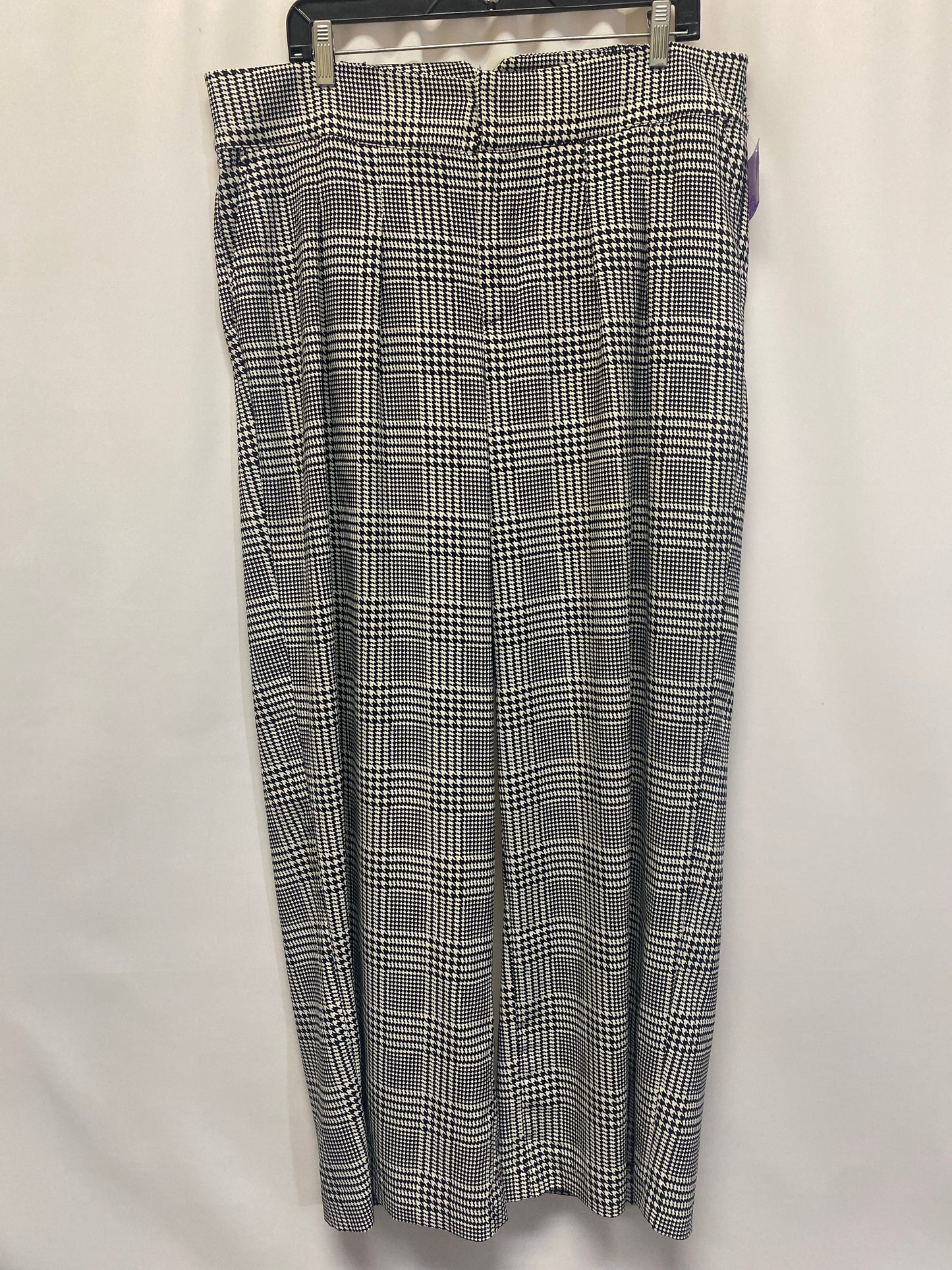 Black & White Pants Wide Leg Torrid, Size 14