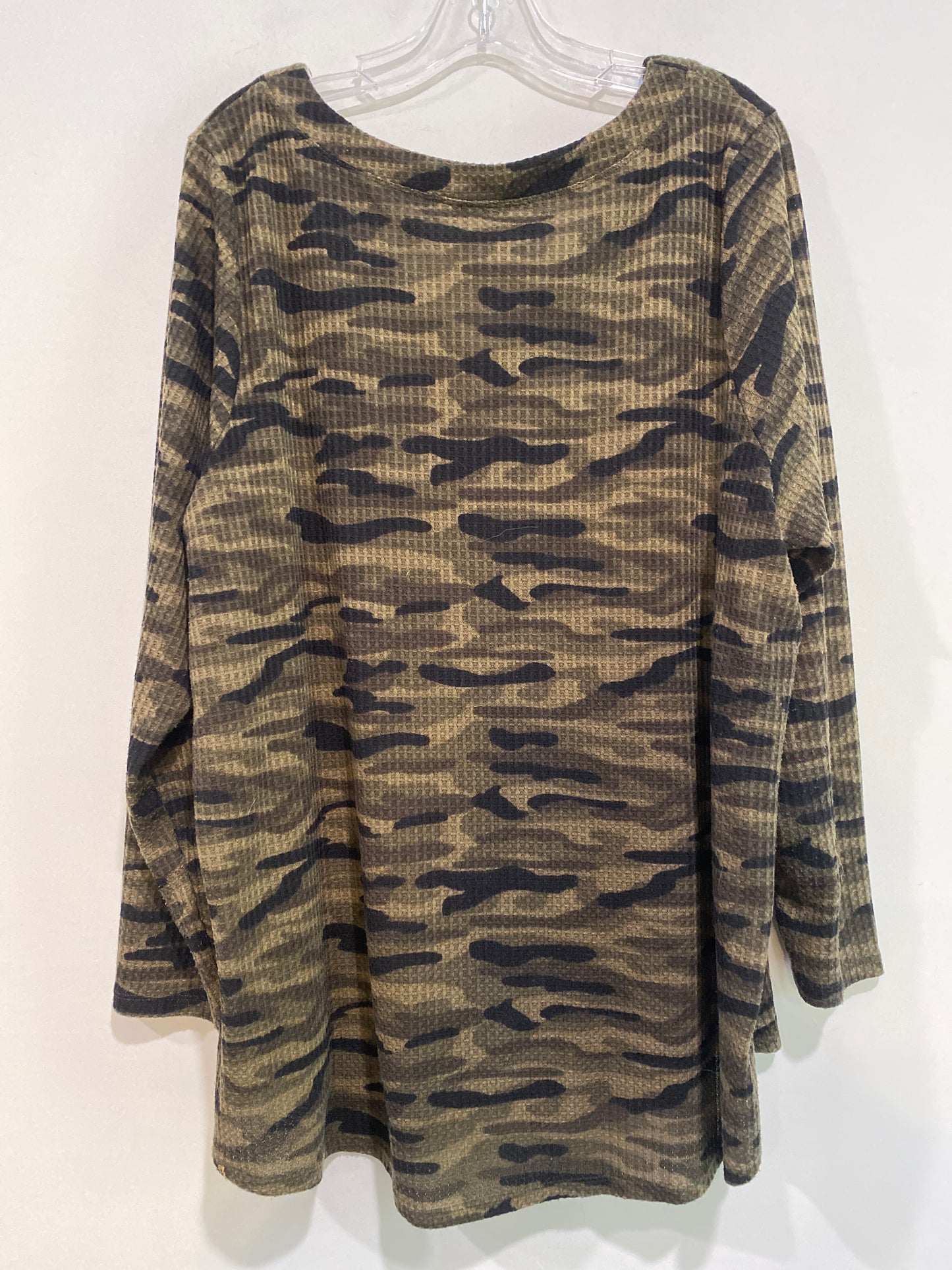 Camouflage Print Top Long Sleeve Torrid, Size 3x